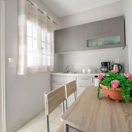 Ammoudino Beachfront Apt Апартаменты Амуди